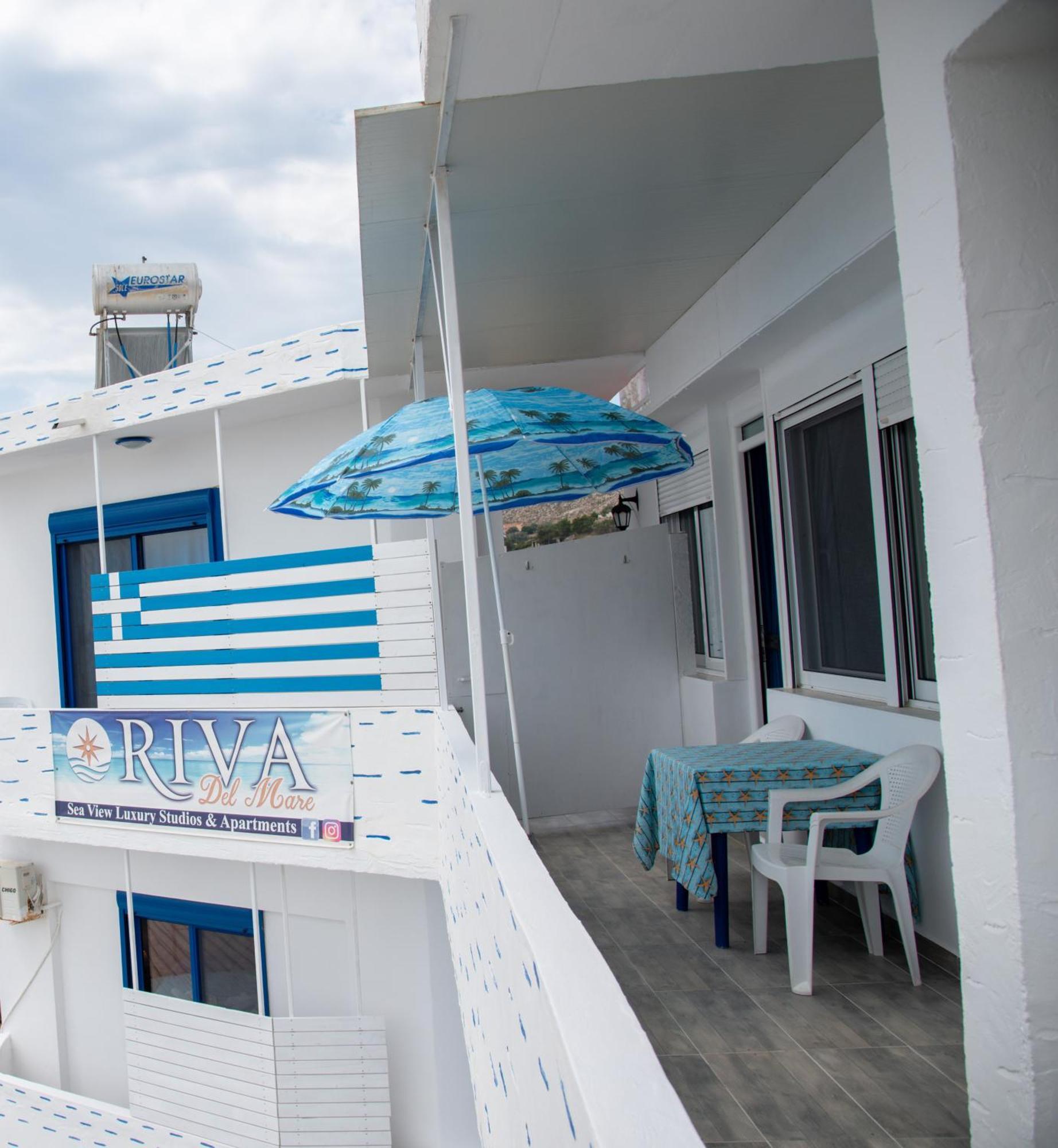 Riva Del Mare Apartment *